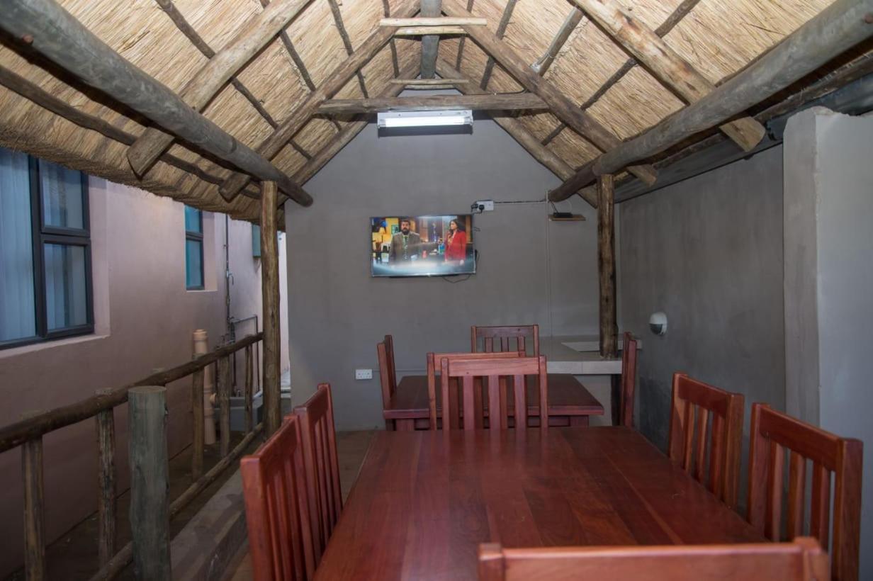 848 Guest House วิกตอเรียฟอลส์ ภายนอก รูปภาพ